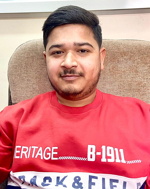 Photo of Manish Pawar